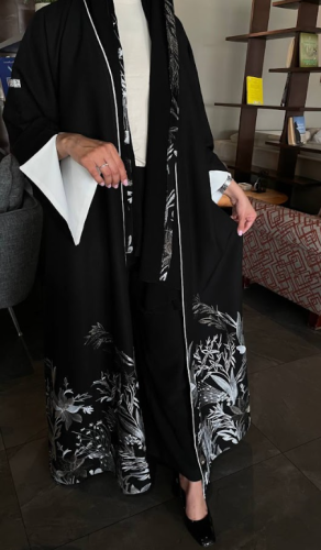 عباية كم أبيض 05000