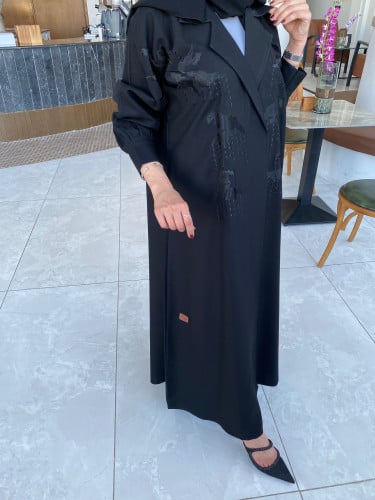 عباية قماش لمار مطرز 00