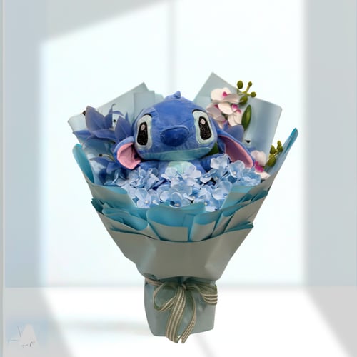 بوكيه ورد ستيتش أزرق مع تنسيق ورود صناعيه