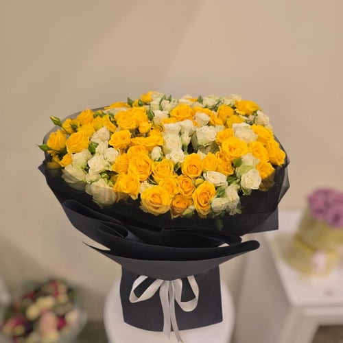 بوكيه ورد كبير بيبي روز ابيض و اصفر