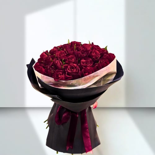 باقه هاله العشق الحمراء2 ٥٠ وردة