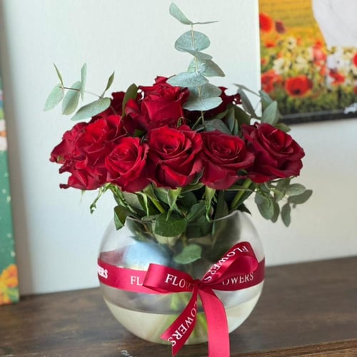 فازه عناق الحب "ورد جوري احمر"