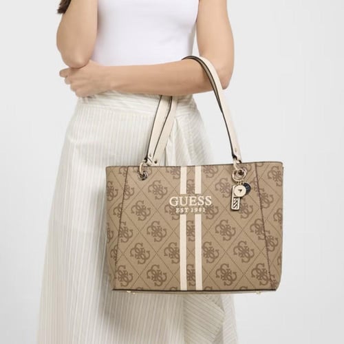 شنطة قس كبيره