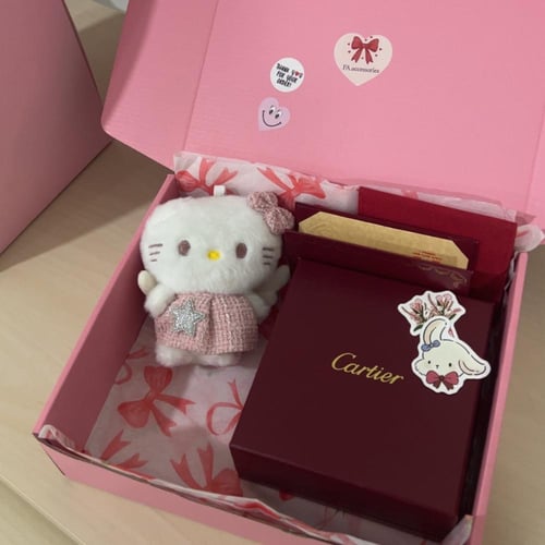 سلسال كارتير طبق الاصل مطلي ذهب بكامل الملحقات