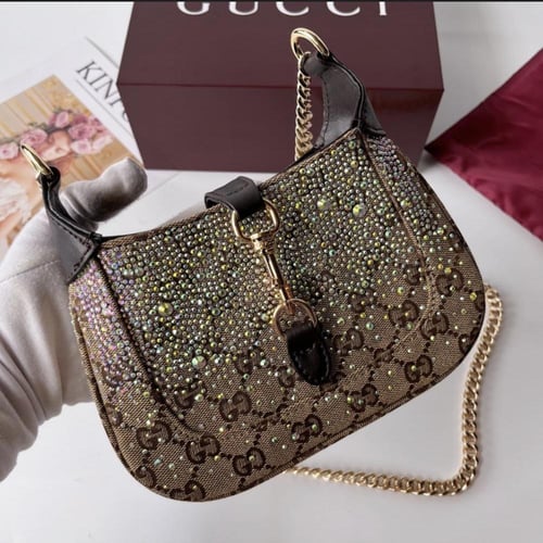 شنطة قوتشي قلتر مع الملحقات متوفر حجم كبير وصغير