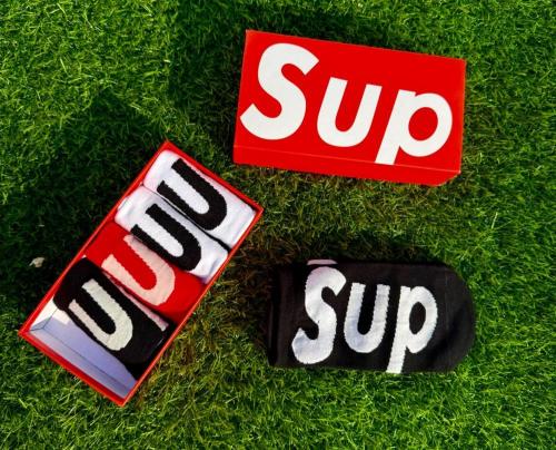 Supreme Box Socks