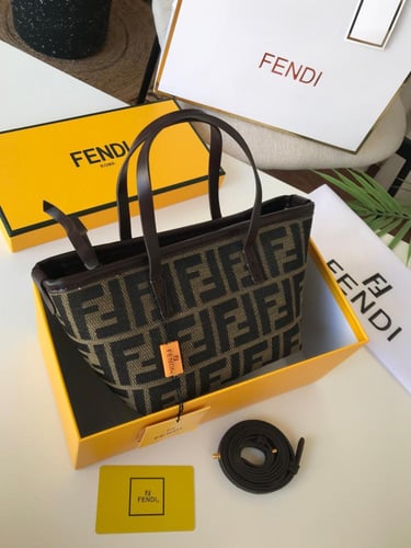شنطة فندي - FENDI F3
