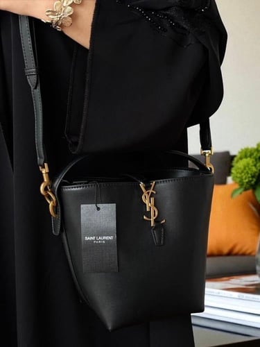 شنطة سان لوران