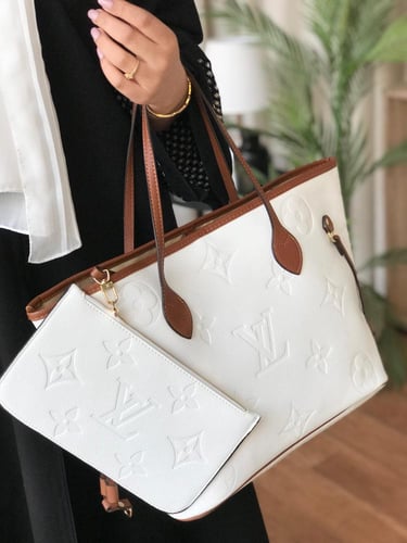 شنط لويس فيتون - LOUIS VUITTON LV3