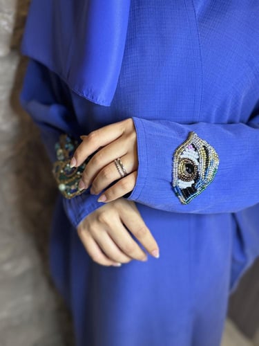 عباية نص بشت