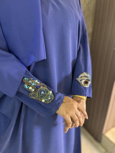 عباية نص بشت