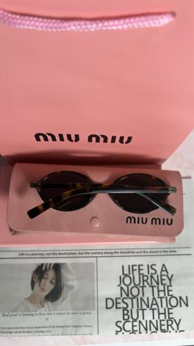 GLASSES MIU MIU
