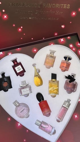مجموعه هدايا متنوعه من العطور الميني 12 عطر ( صب )...