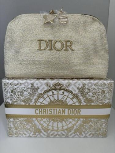 شنطه ميك اب ديور الحصريه مع بوكس