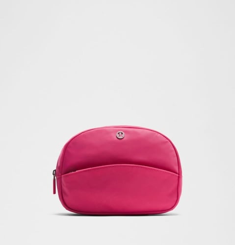فوريLululemon city essentials pouch 4L