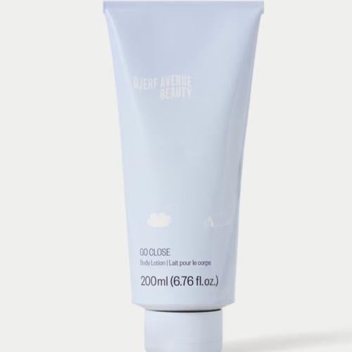فوري djerf avenue Go Close Body Lotion