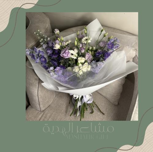 ديلفنيوم بنفسجي