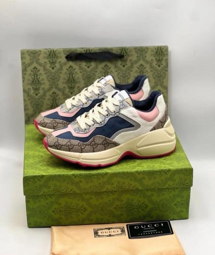 شوز غوتشي GUCCI الفاخر