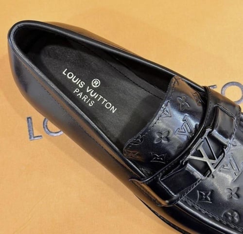 جزمة لويس فيتون رجالي Lv