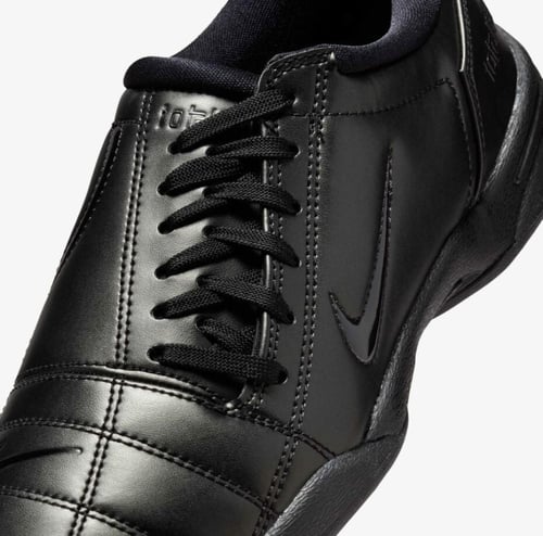 نايكي توتال 90