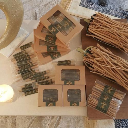 10 Miswak Al-Arak Royal Kingly