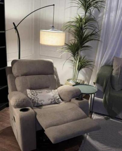 كرسي استرخاء هزاز دوار