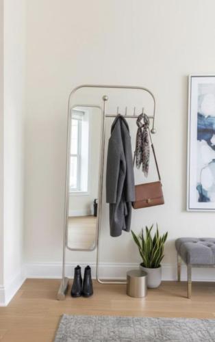 معلاق بمراية | تنفيذ اللون حسب الطلب