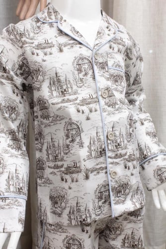 بيجامة منزل للاولاد برسومات ( dior )