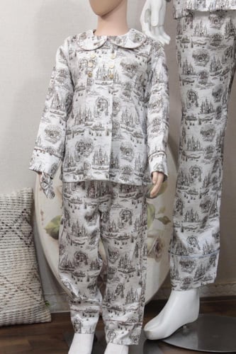 بيجامة منزل للبنوتات برسومات ( dior )