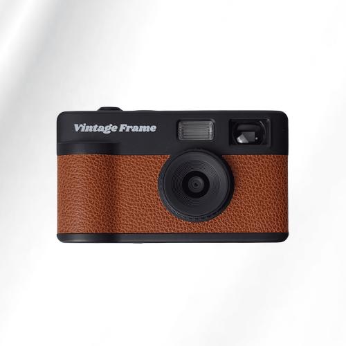 كاميرا ديجي فيلم باللون البني