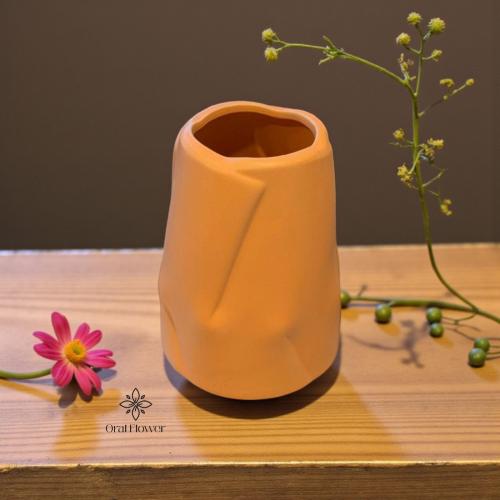 فازة سراميك بني 2 بدون ورد