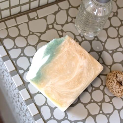 صابون البقدونس لتفتيح و نضارة البشرة