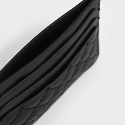 حامل بطاقات كلاسيك من ماركة تشارلز اند كيث