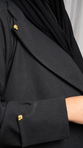 عباية عمليه بازارير ذهبيه