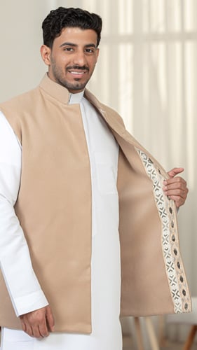 سديريه صوف مطرزه من الامام مع جيوب اماميه