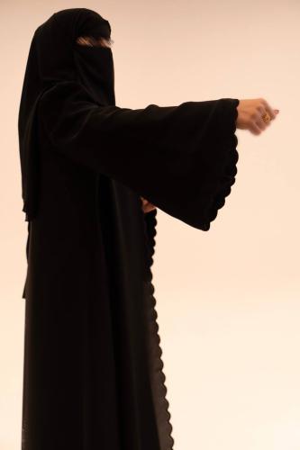 عباية نص كلوشDI10