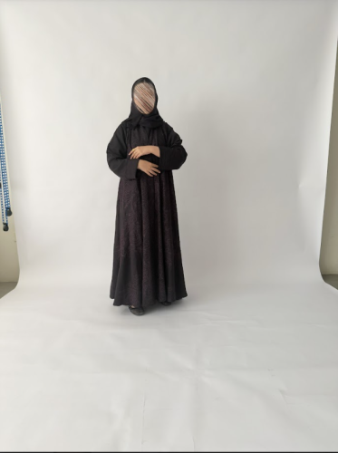 عباية كلاسيكية مطرزة