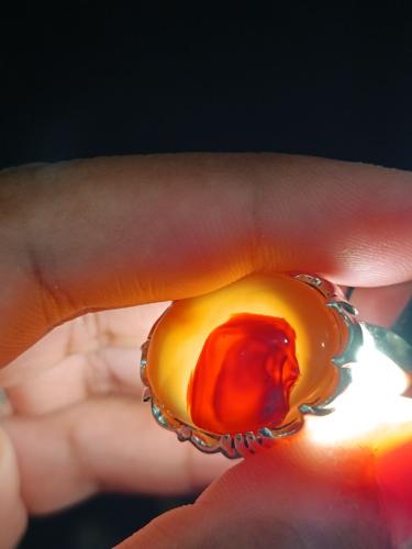 عقيق مشمشي مصور طبيعي