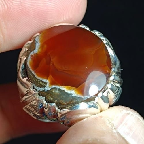 عقيق كبدي مزعفر دايري