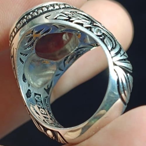 عقيق كرزي وفاير داخلي (لمعه داخل الحجر )