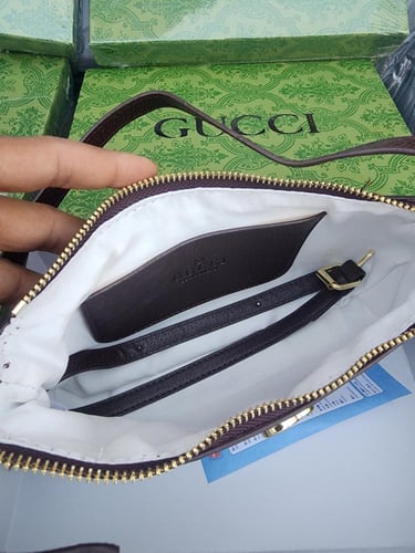 قوتشي ماستر طبق الاصل