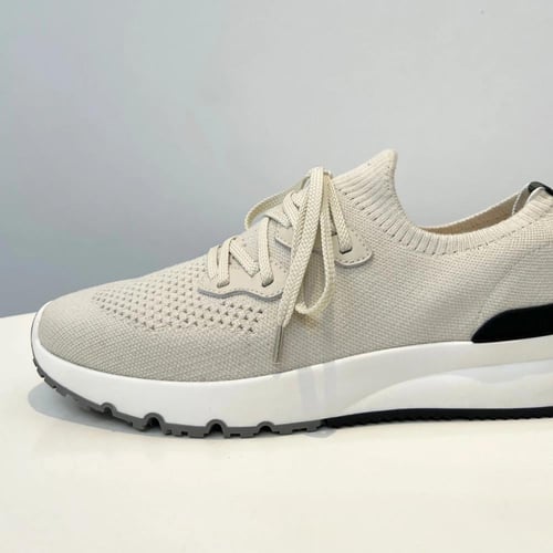 أحذية رياضية رجالية بتصميم فاخر