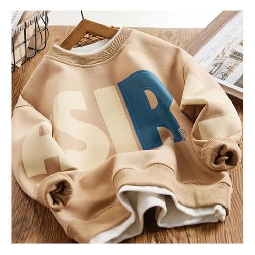 طقم ملابس للأولاد