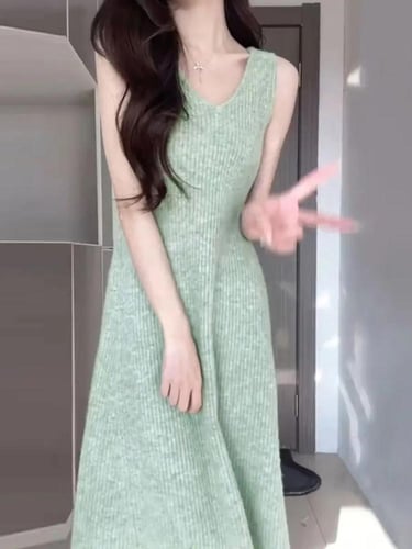 طقم فستان فرنسي محبوك من قطعتين للنساء