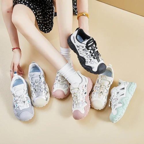 حذاء تزلج نسائي مريح