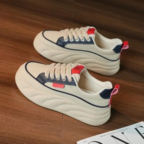 أحذية نسائية أنيقة رياضيه