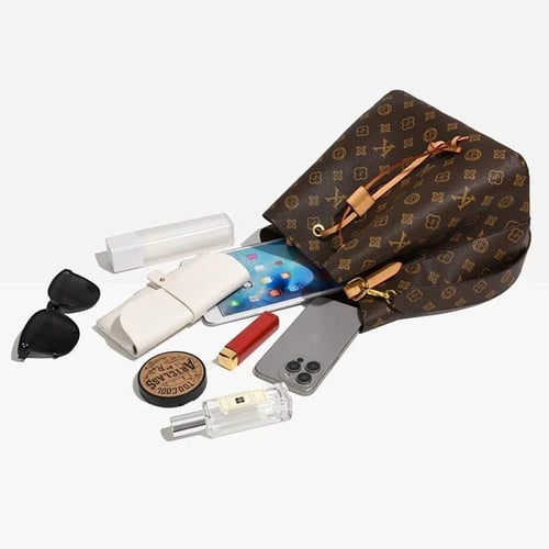 حقيبة يد نسائية جلدية كلاسيكية