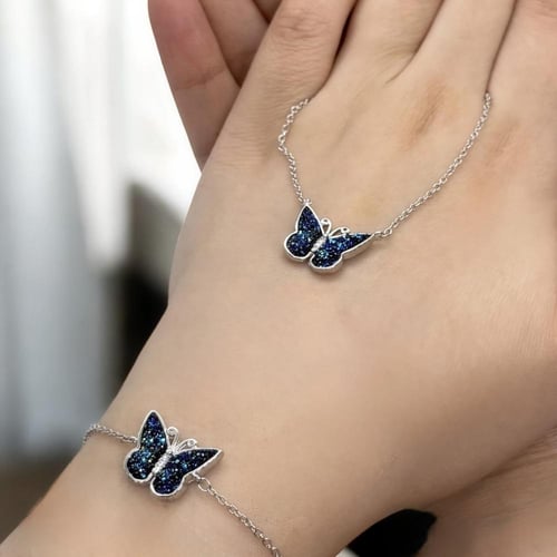 سلسال مع اسورة على شكل فراشة