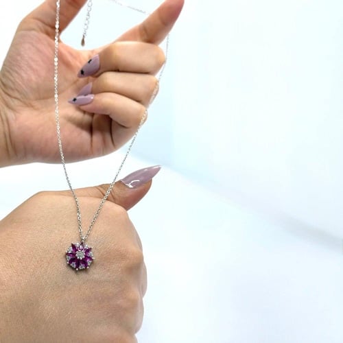 سلسال زهرة الفوشيا