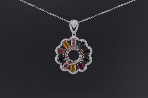 Petal Radiance (Silver)